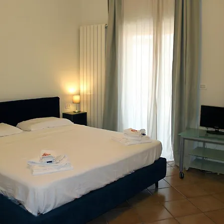 شقة Epi House Splendido Attico Vicino Al Centro E Al Mare *