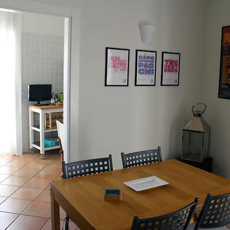 Epi House Splendido Attico Vicino Al Centro E Al Mare アパート ペスカーラ