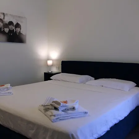 Epi House Splendido Attico Vicino Al Centro E Al Mare Lägenhet *