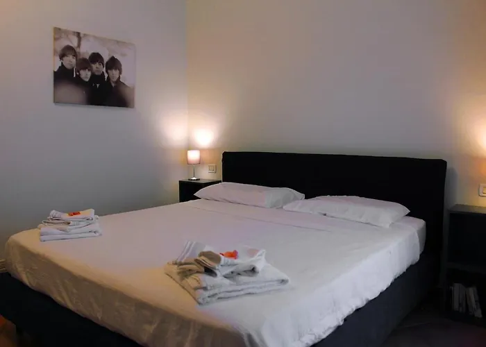 Lägenhet Epi House Splendido Attico Vicino Al Centro E Al Mare Pescara